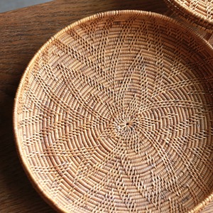 編み模様が美しい、とんがり帽子の小物入れ｜アタ 蓋付き小物入れ ラウンドバスケット