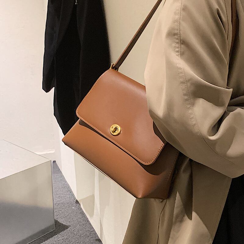 オータムウィンタースタンダード レトロ 秋物 冬物 スクウェア メッセンジャーバッグ Tiancai_Wing_Bag67868109945