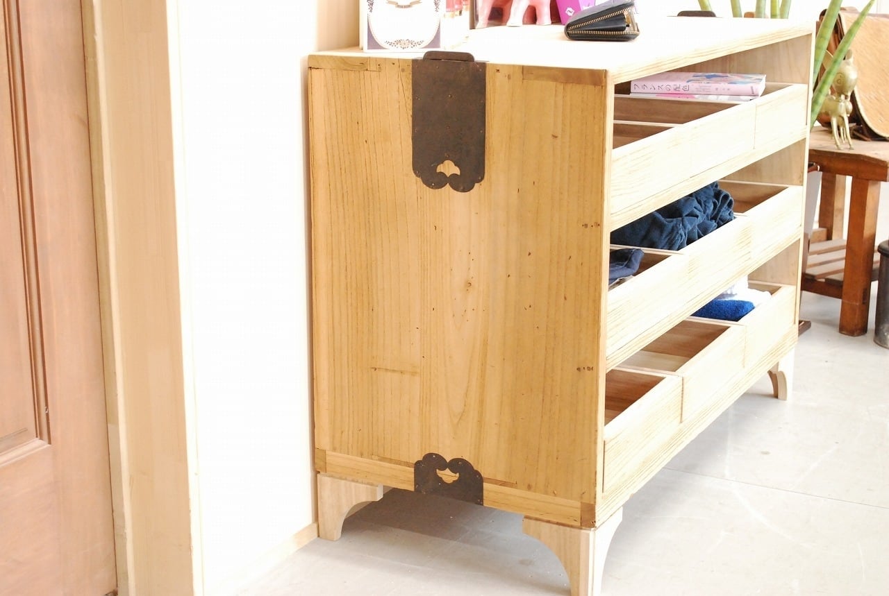 桐のトレイキャビネット 引き出し 3段9杯 リメイク家具 シャツ 桐のトレイキャビネット 引き出し 3段9杯 リメイク家具 シャツ