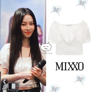 ★aespa カリナ 着用！！【MIXXO】スクエアネック バックオープン ブラウス - 2COLOR