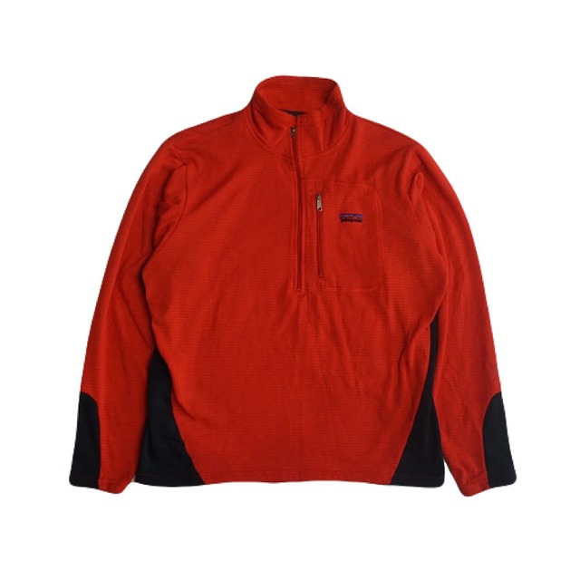 USED 00s patagonia R1  -Medium 02703