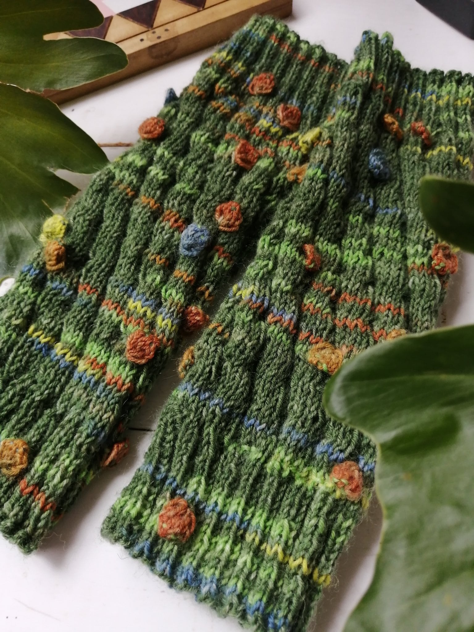 opal毛糸 レッグウォーマー d｜ハンドメイド・手芸