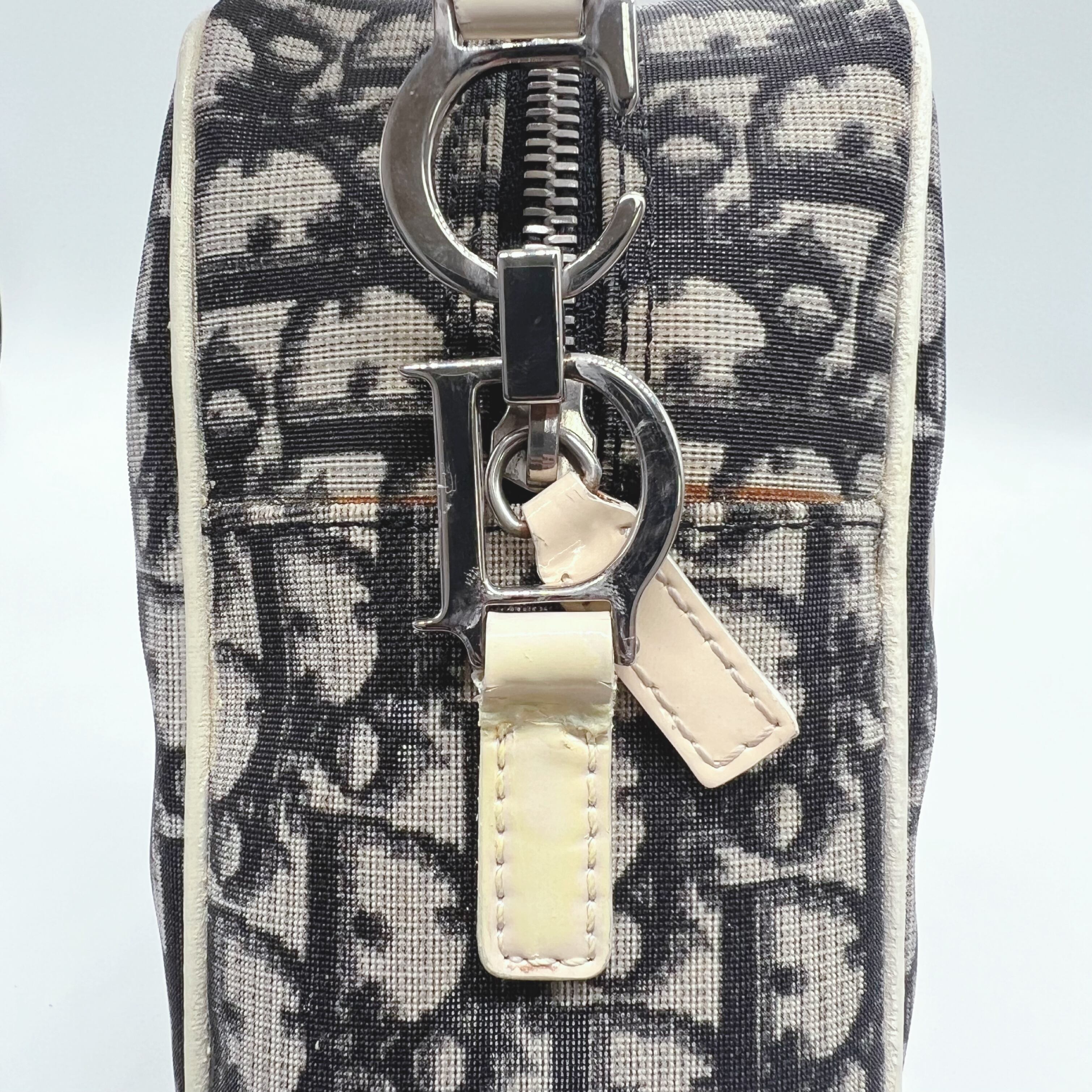 Dior】ディオール トロッター柄 ショルダーバッグ | Regalia.japan