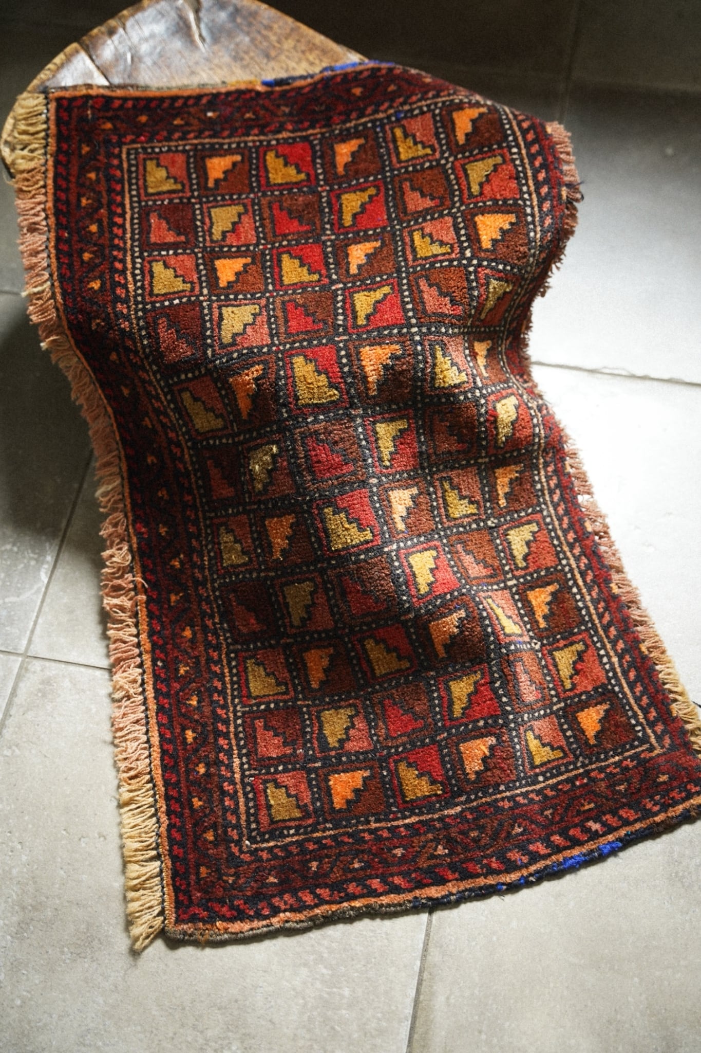 2433-Vintage Baluch rug