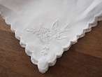 リネンナプキン　小鳥とアイレット刺繍（A）シミ・穴あり 画像2