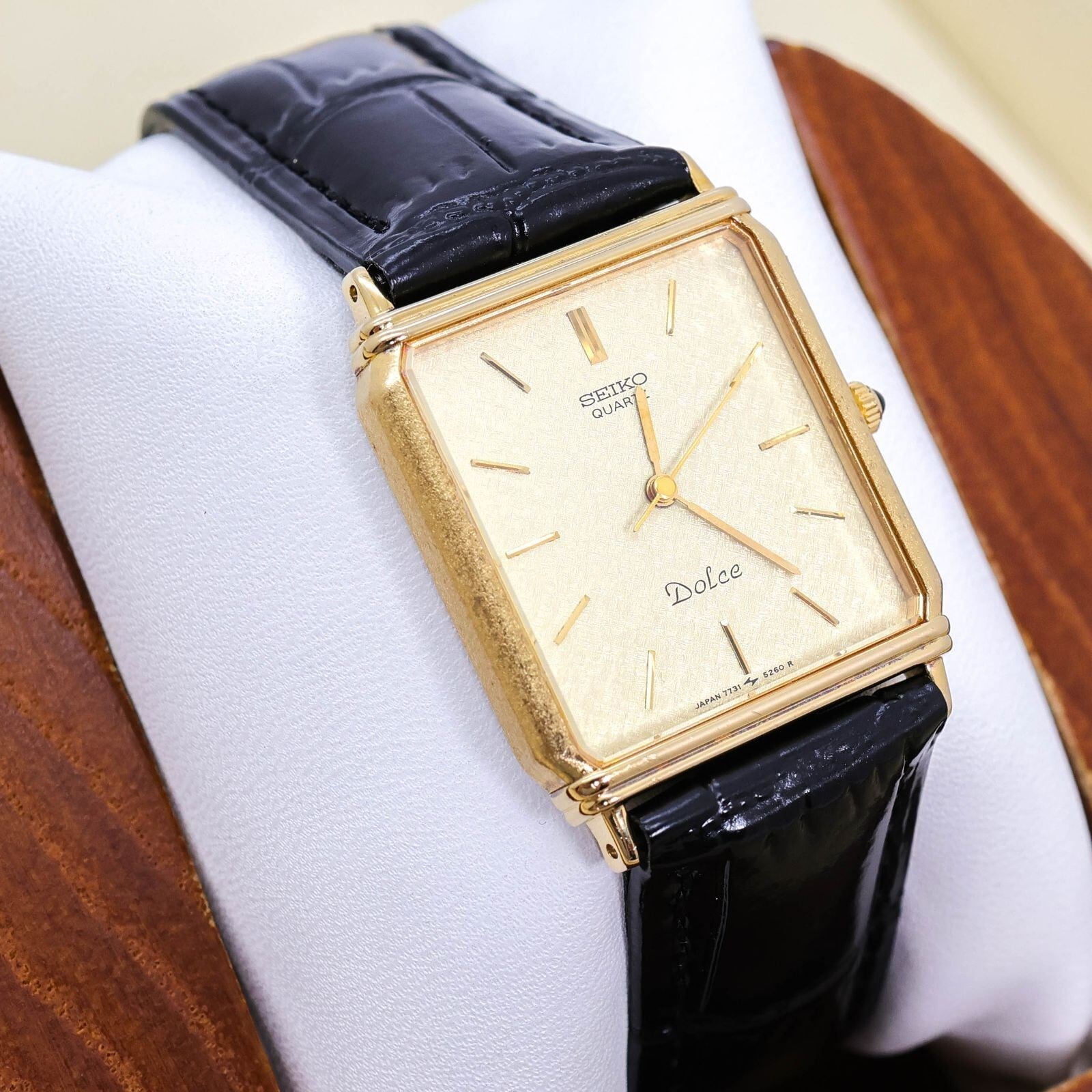 稼働 OMEGA DE VILLE 腕時計 AUTOMATIC 手巻き 3607 稼働 OMEGA DE VILLE 腕時計 AUTOMATIC 手巻き 3607 | Like a Flower