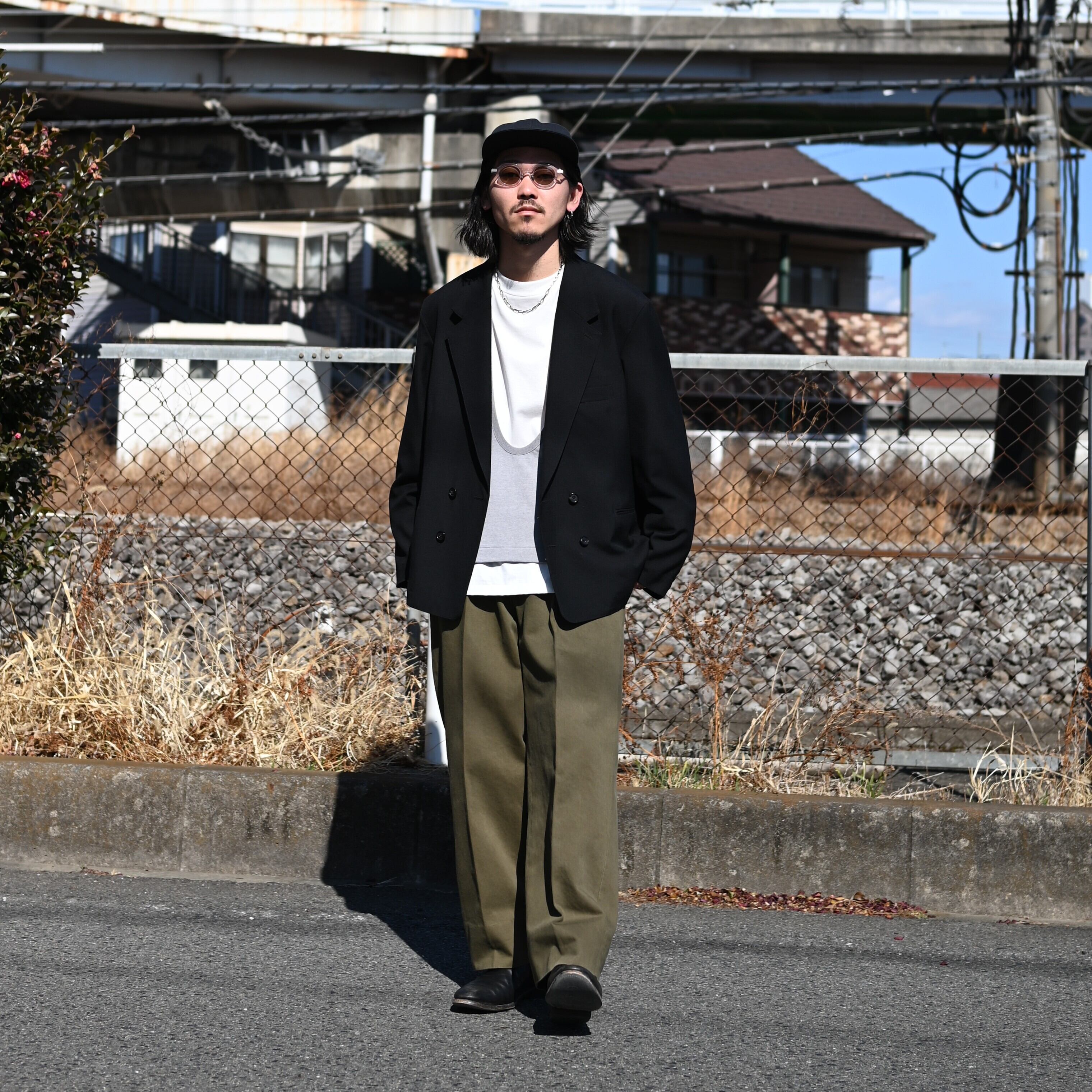 INTERIM / HEAVY PIMA TWILL 1-TUCK FRENCH ARMY WIDE TAPERED TROUSER
