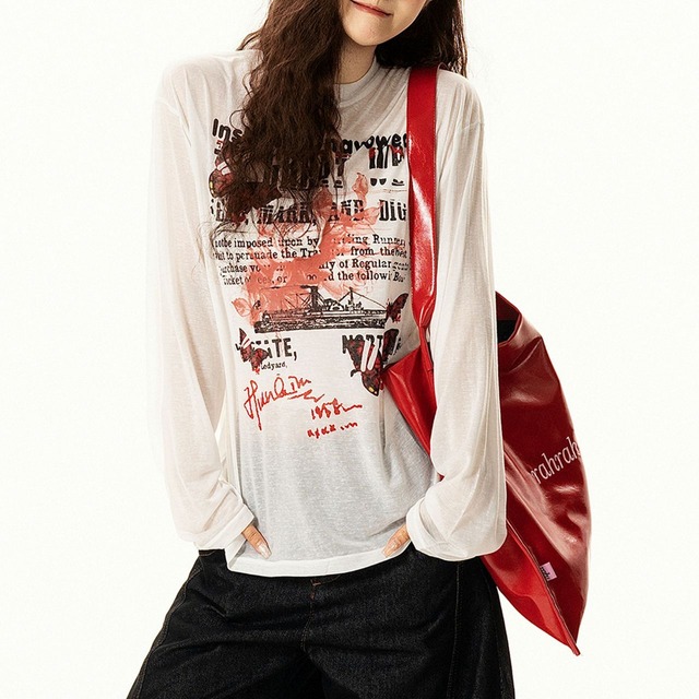 バタフライコラージュグラフィックロングスリーブTシャツ 1col R02568