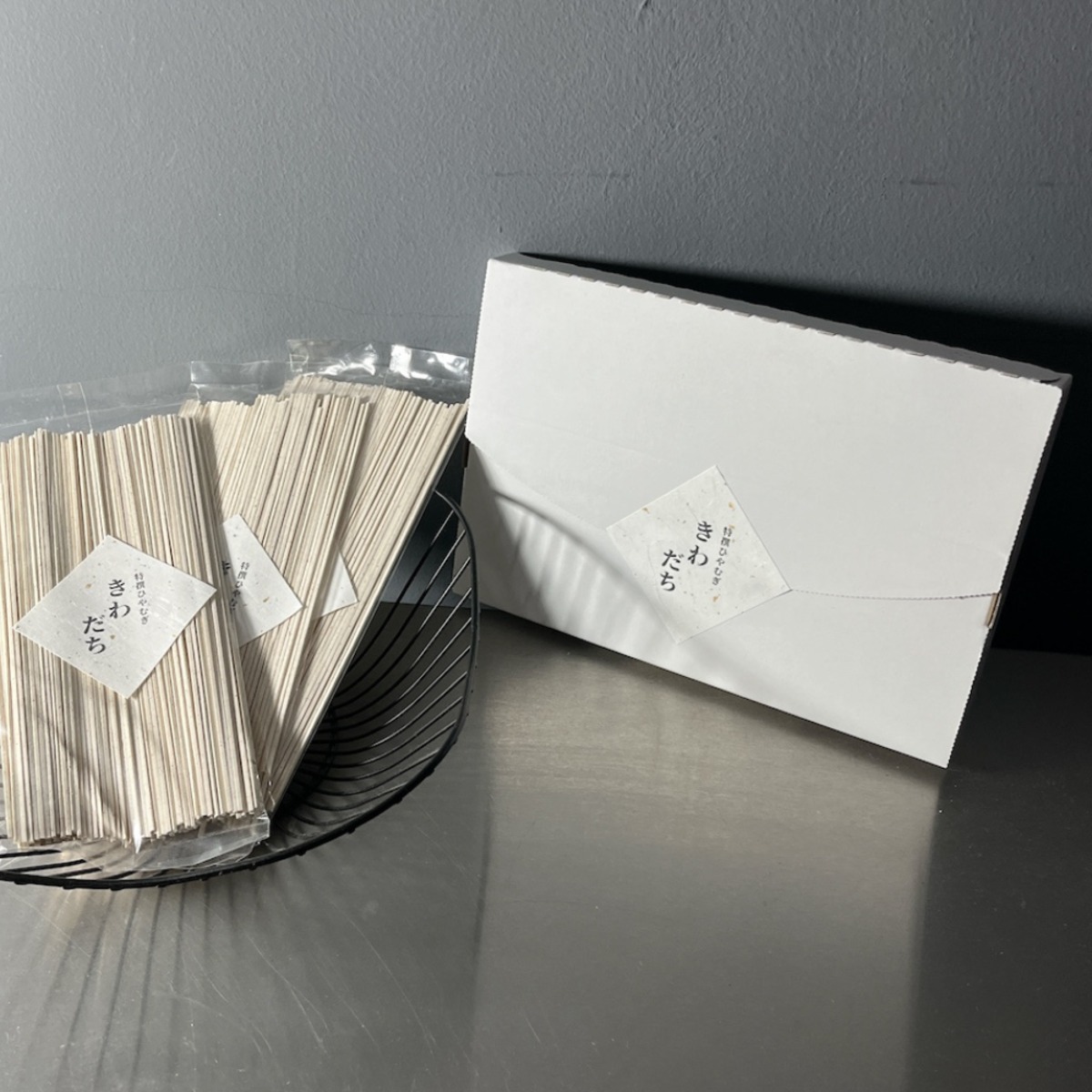 特撰ひやむぎ 3人前 - 特製乾麺仕上げ - | 特撰ひやむぎ きわだち