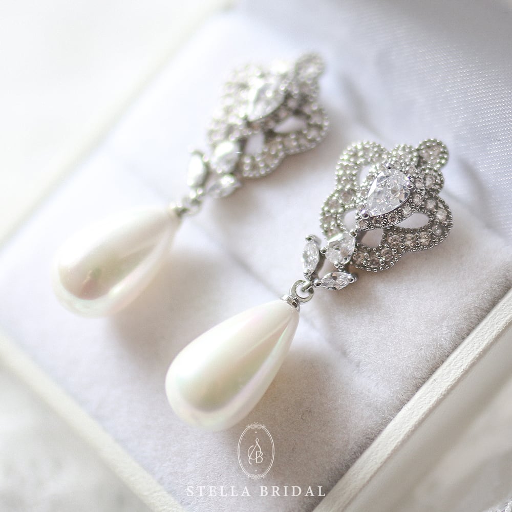 【#花嫁バトン】STELLA BRIDAL キュービックジルコニア ピアス 受注生産品】キュービックジルコニア ブライダルピアス&イヤリング