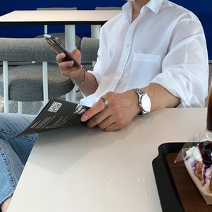 カジュアルシンプルシャツ　MT0080308