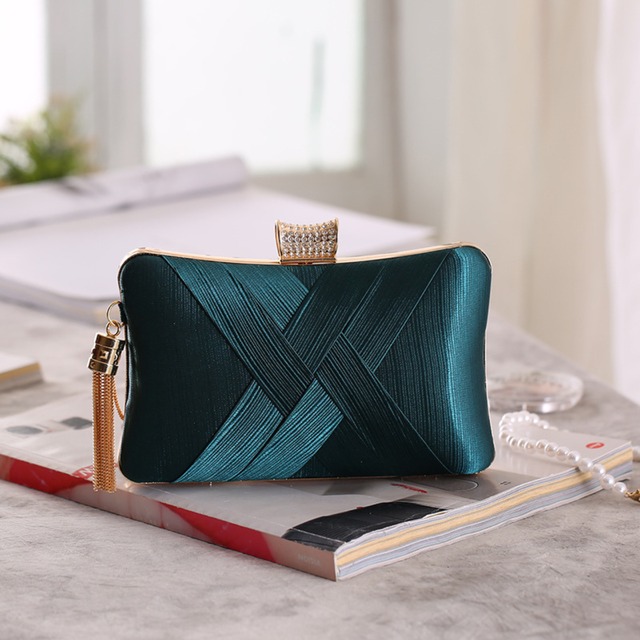 Cross Design Clutch Bag 　00095