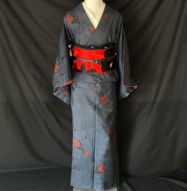 新品未使用】しつけ付き 長襦袢 正絹 花柄 梅柄 絡み付く 