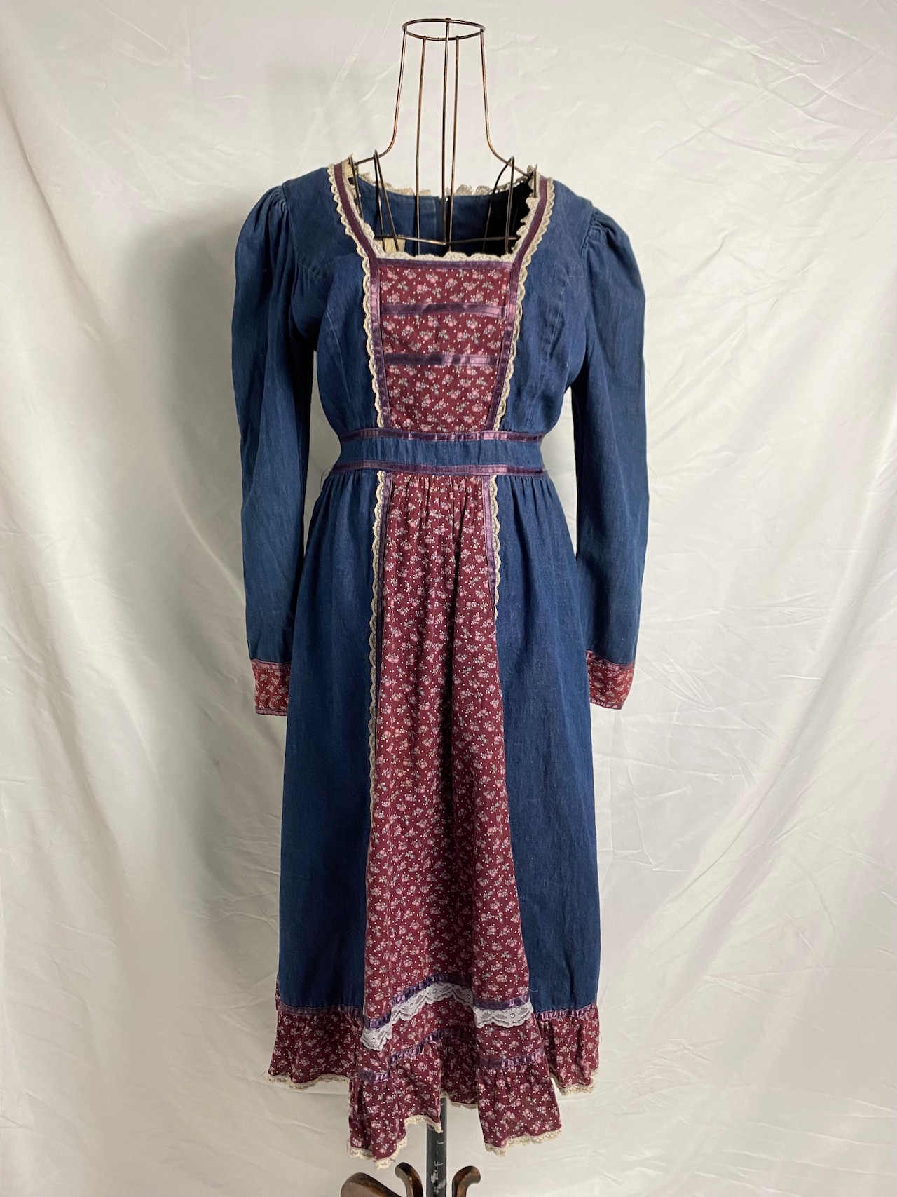 80’s “JESSICA MCCINTOCK” Romantic cotton dress Made in U.S.A