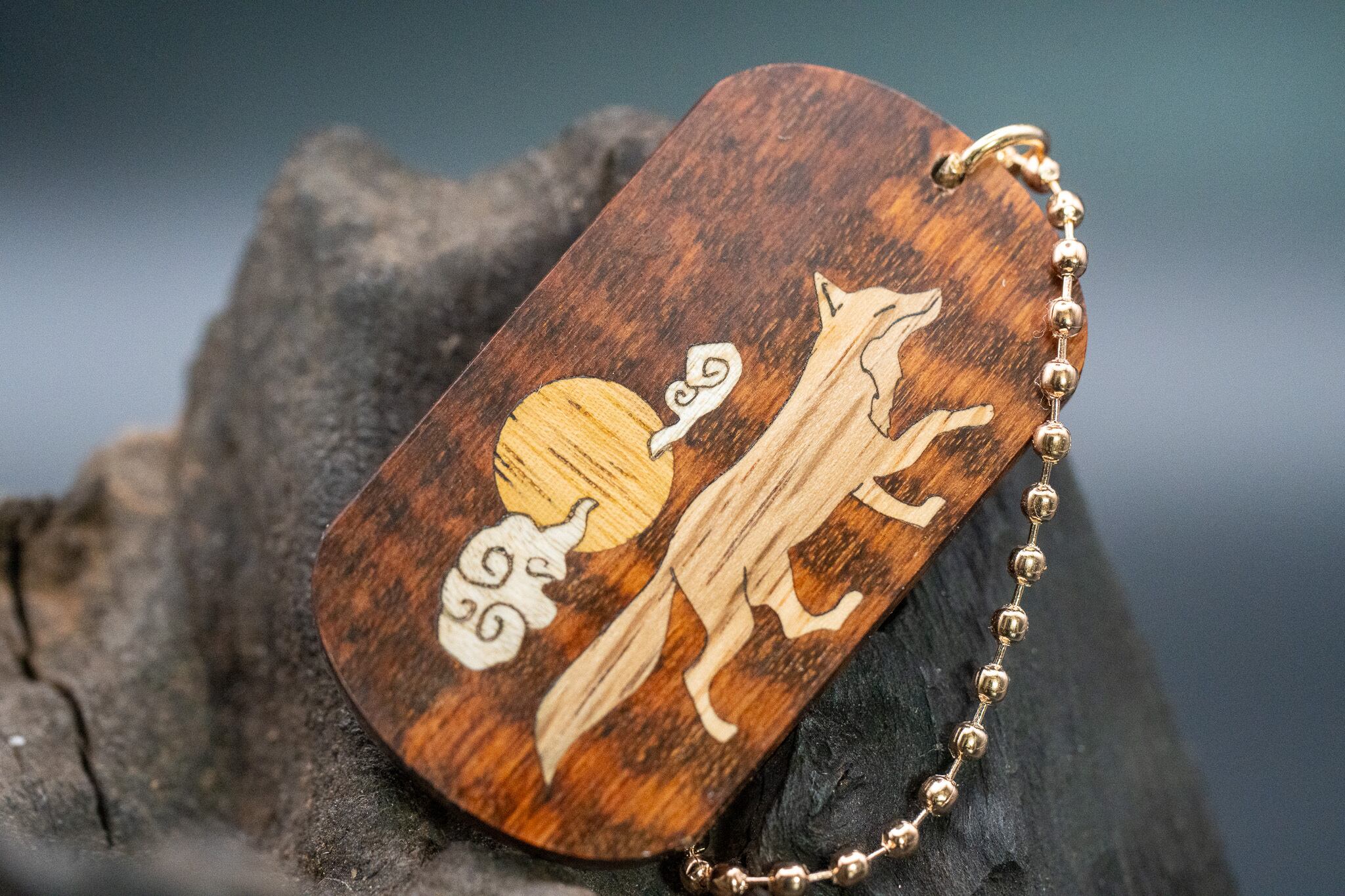 【 木のダイヤモンド 】スネークウッド ドッグタグ 十五夜きつね