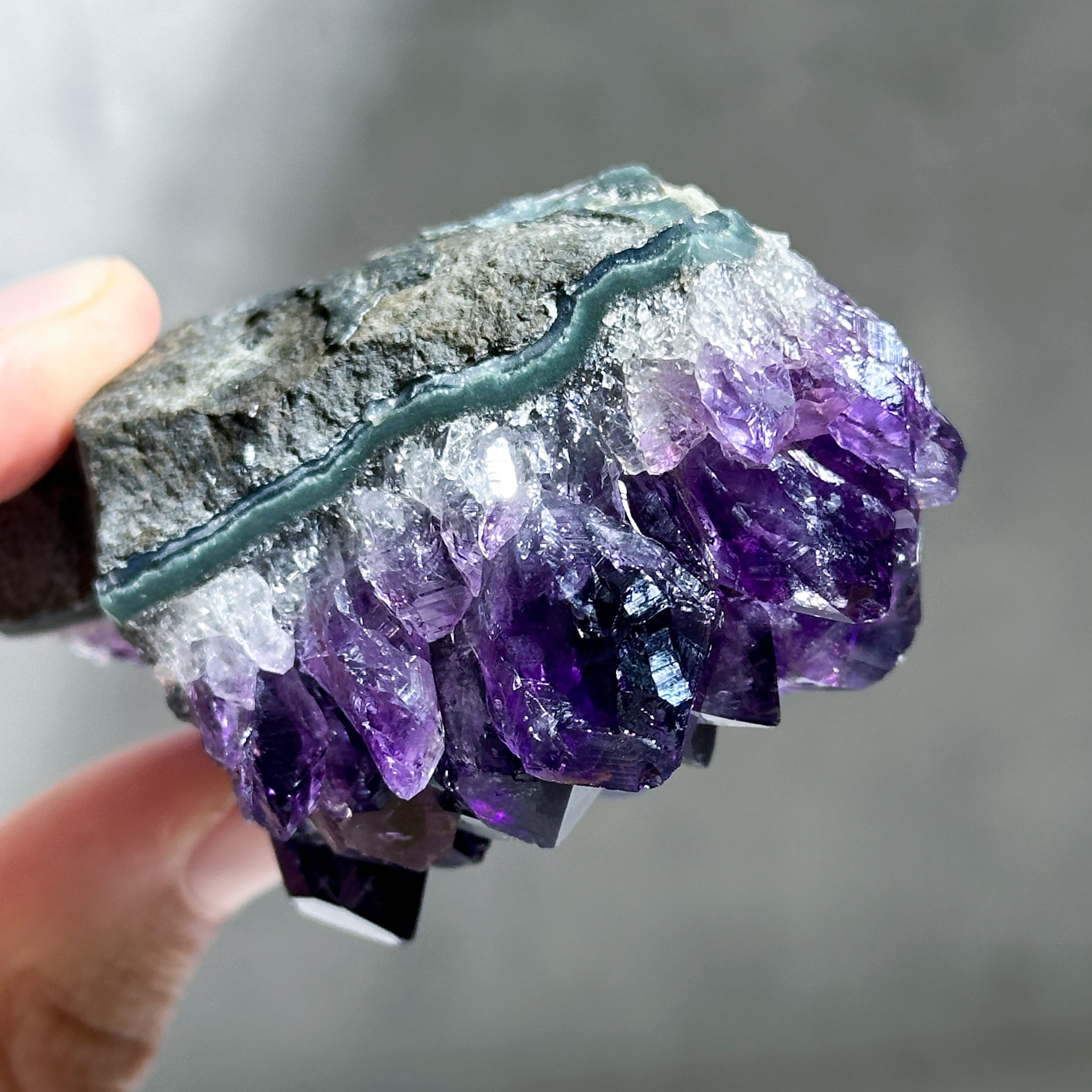 天使の指紋◎ウルグアイ産アメジスト 原石91◇ Amethyst ◇天然石