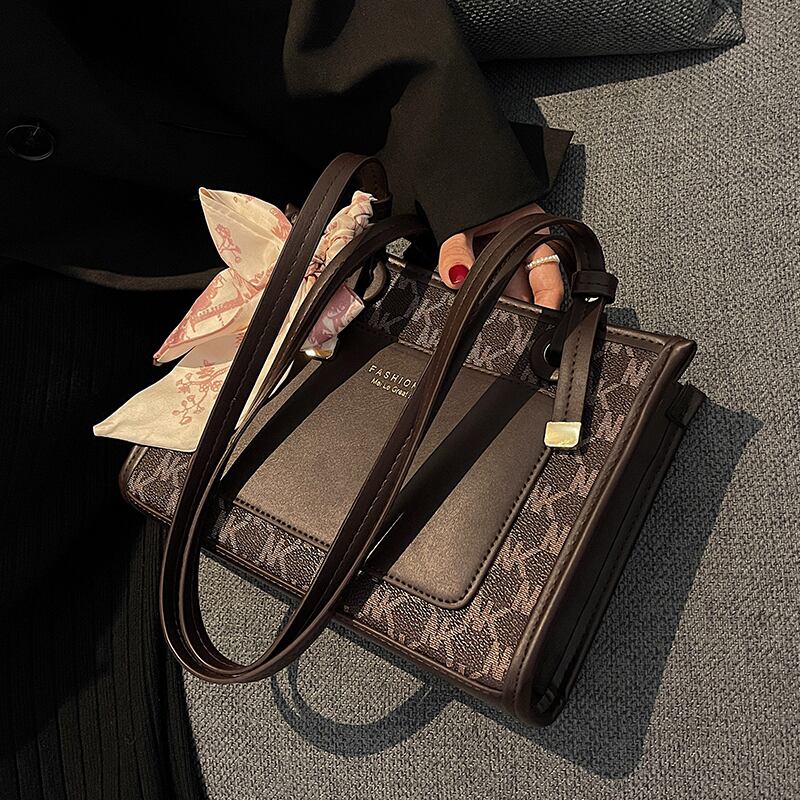 ショルダーバッグオータムウィンター 秋物 冬物 スクウェア Tiancai_Wing_Bag76122195586