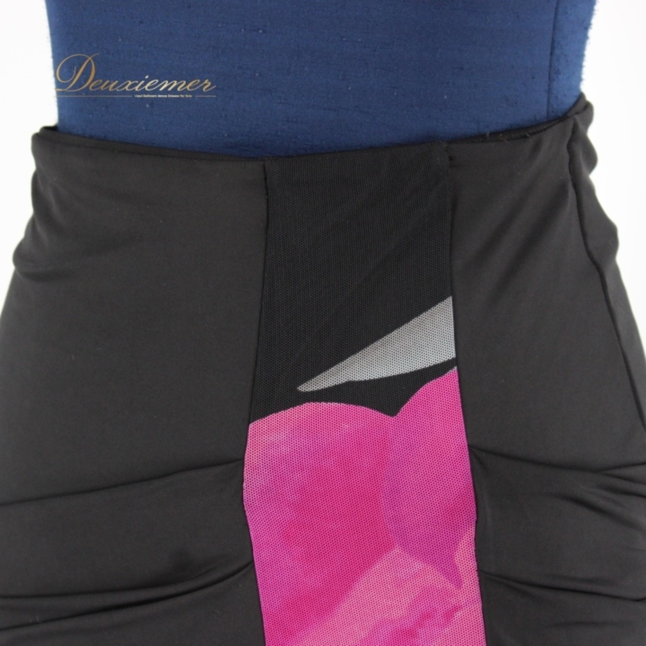 社交ダンス 衣装 スタンダード スカート レッスンウェア レディース オールシーズン 黒 ESPEN SALBERG DESIGN ブラック系 ピンク系 花柄 グレイ系 カジュアル スポーツ レディースファッション 舞台衣装 フラワー柄 ダンスウェア シンプル デザイン おしゃれ 伸縮性 薄手 軽量 ブラック ピンク 春 夏 秋 冬 スリット お尻カバー 多目的 ウエストゴム フリーサイズ 通気性 着心地良い