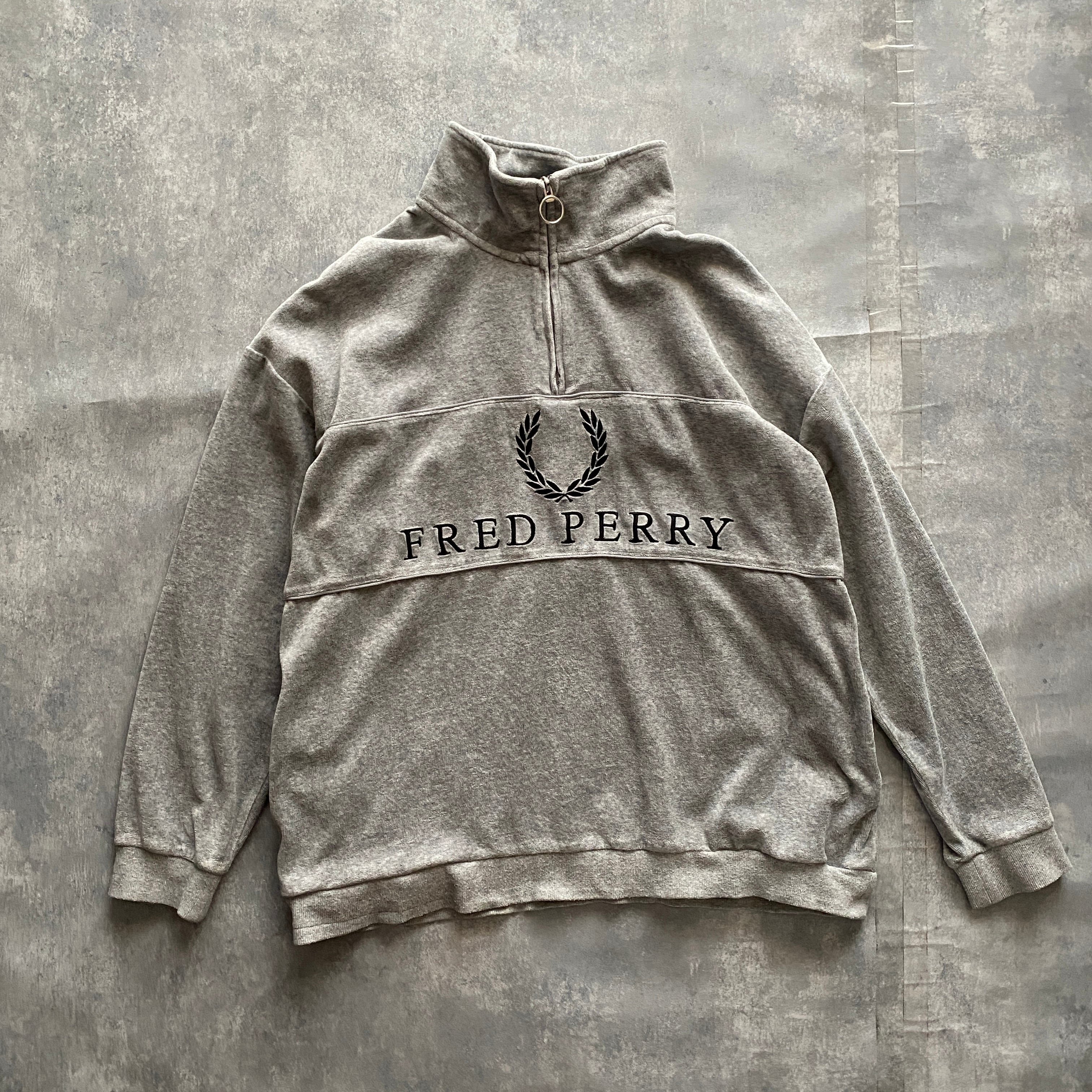 FRED PERRY フレッドペリー 月桂樹刺繍ロゴ スウェット【正規品】