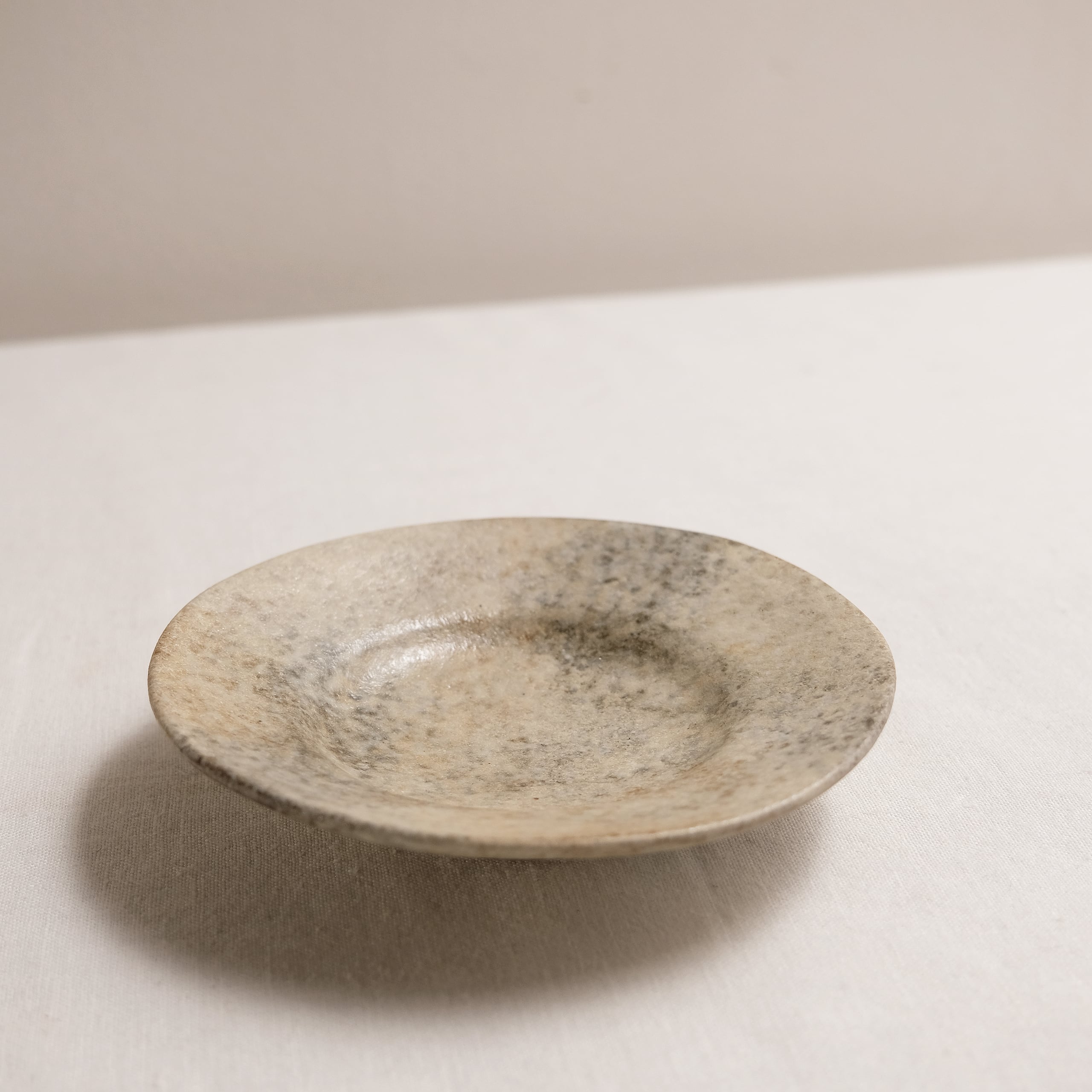 高木浩二 / Koji Takagi | les trois entrepôts / レ トロワ アントゥルプ