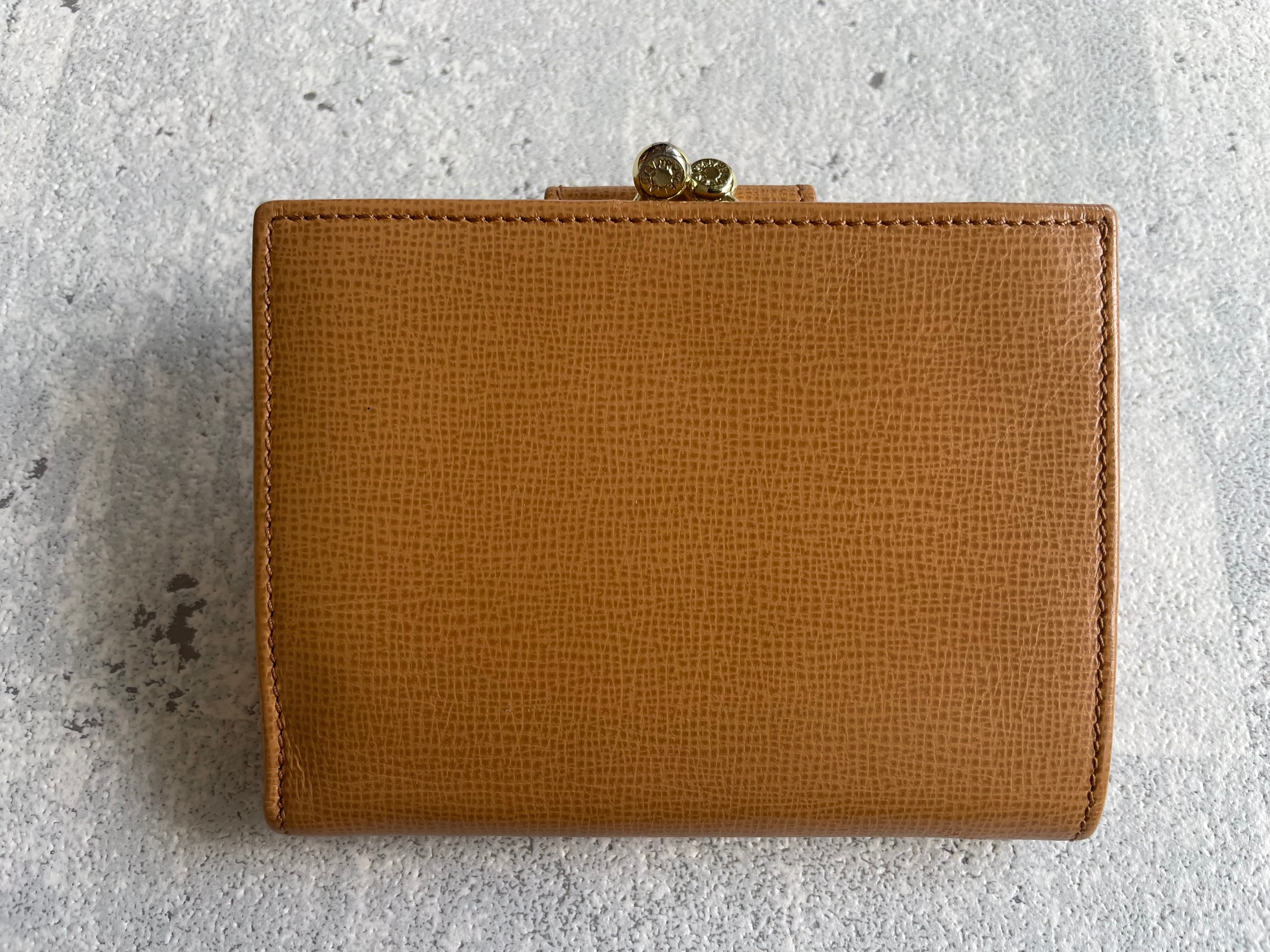 CELINE サルキープレート がま口財布 ベージュ a0f318f3081168121d6db4cdfb1b27