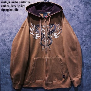 【doppio】vintage snake and tribal embroidery design zip up hoodie