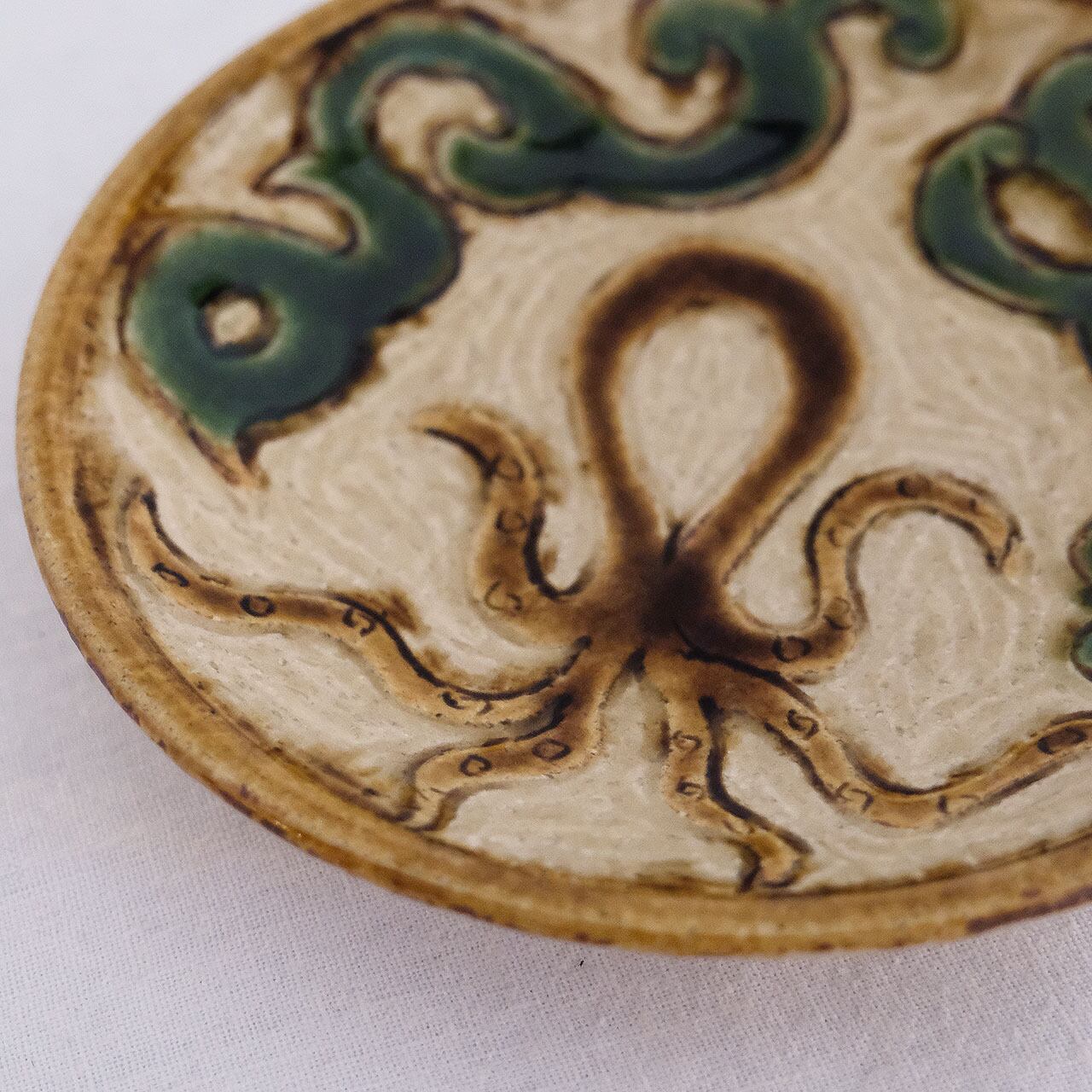 岡本芳久 / Yoshihisa Okamoto | les trois entrepôts / レ トロワ