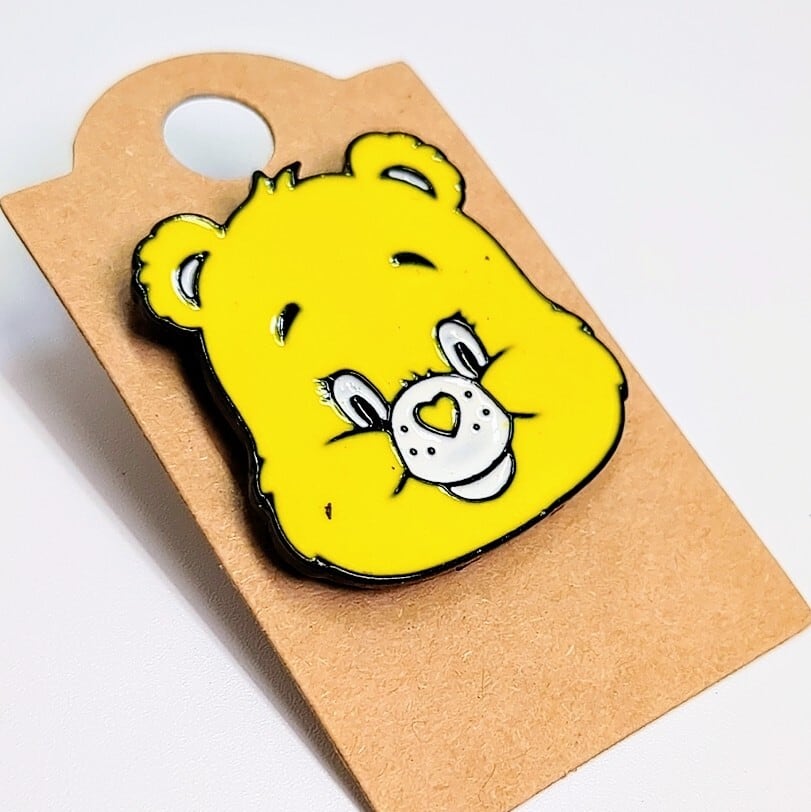 送料無料！ ★ピンズ PINS★ピンバッジ 【ケアベア（Care Bears）イエロー】 〚アメリカン雑貨 アメトイ〛