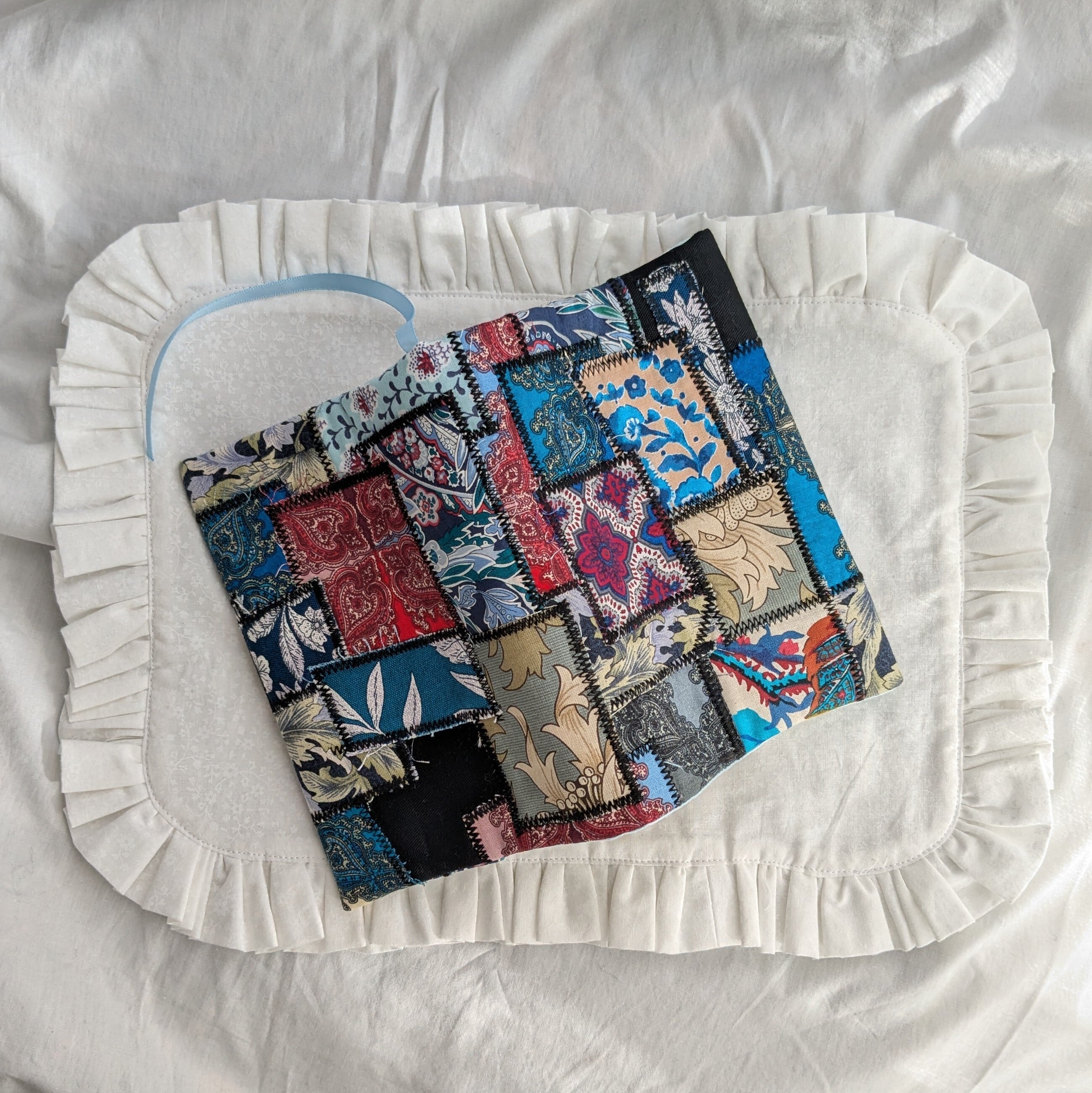 パッチワークのブックカバー 文庫本サイズ 読書時間 | MELDA.MADE