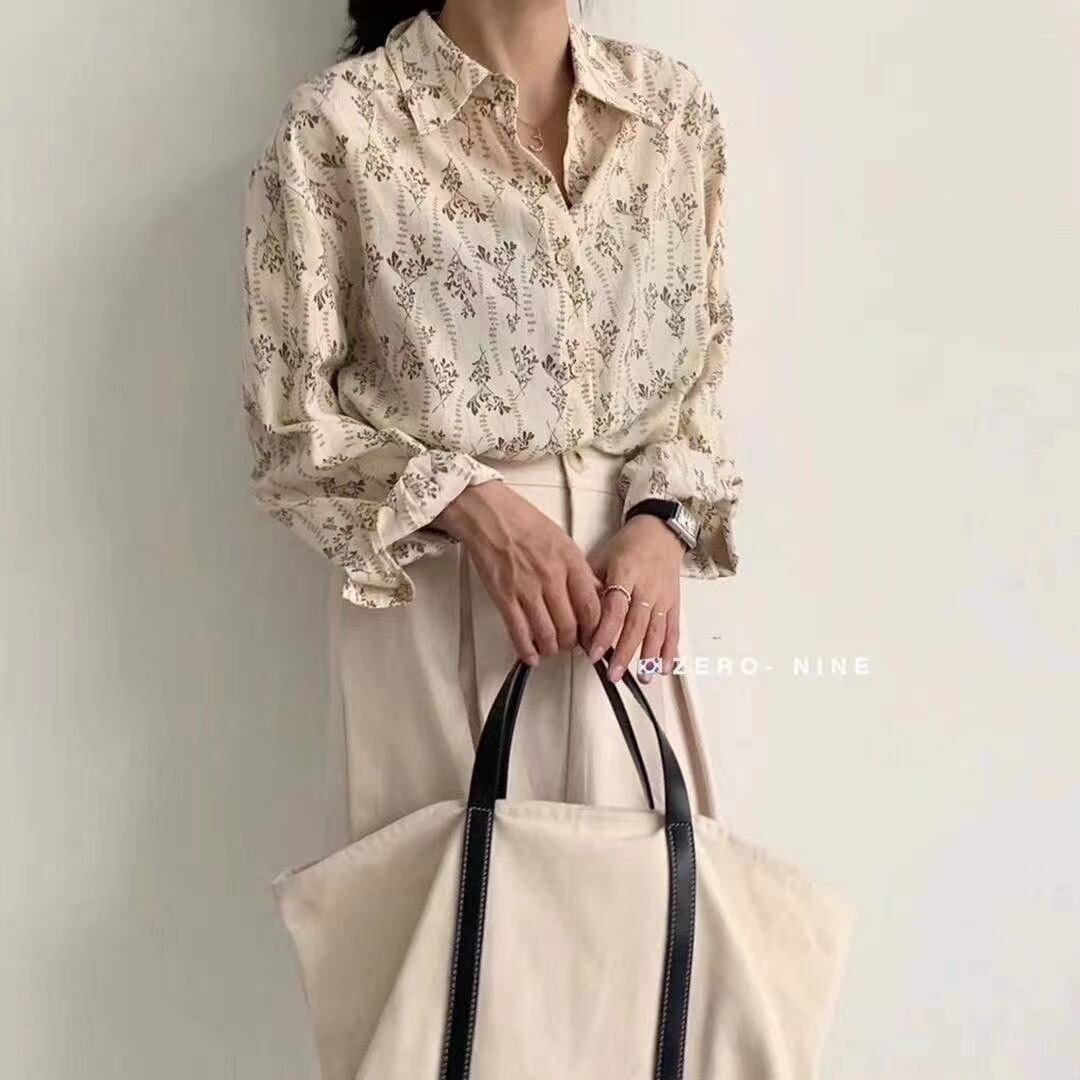 花柄ブラウス　AJ2205-D16