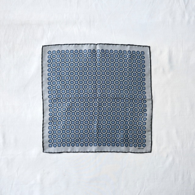 PRADA SILK CHIEF