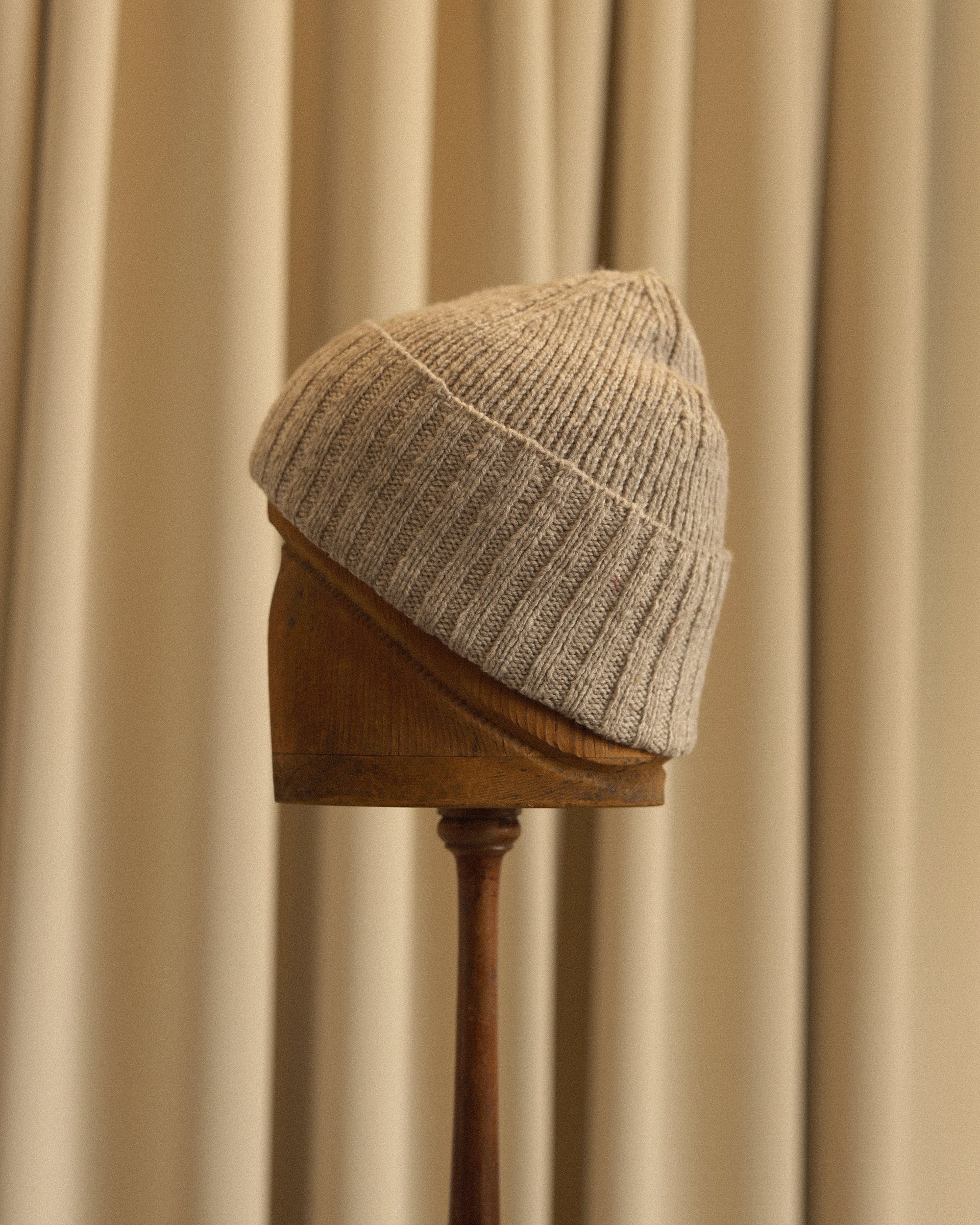 WV × Cassandra Harada / Knit Cap Light Beige | Witty Vintage