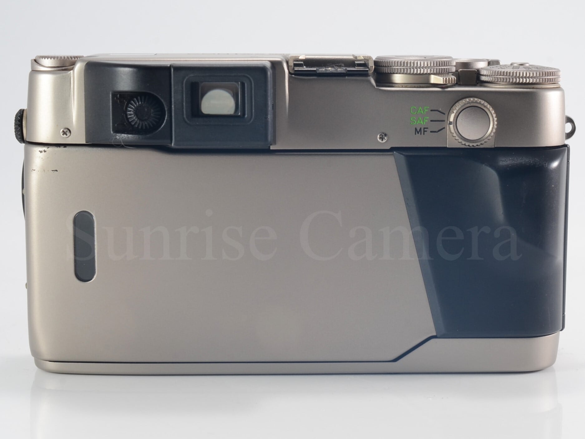 CONTAX G2 / Carl Zeiss T* Planar 35mm F2 整備済 革ケース付