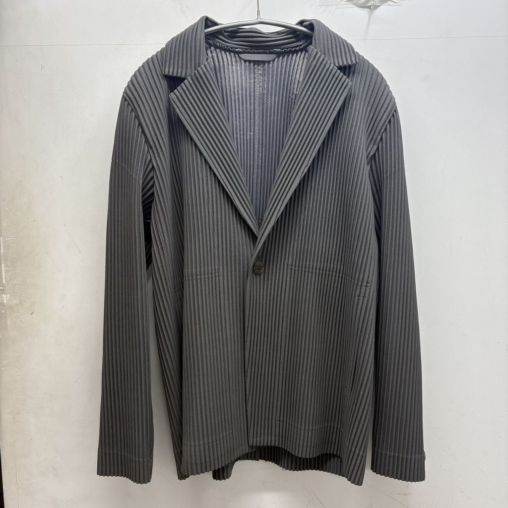 ISSEY MIYAKE | ブランド古着Brooch