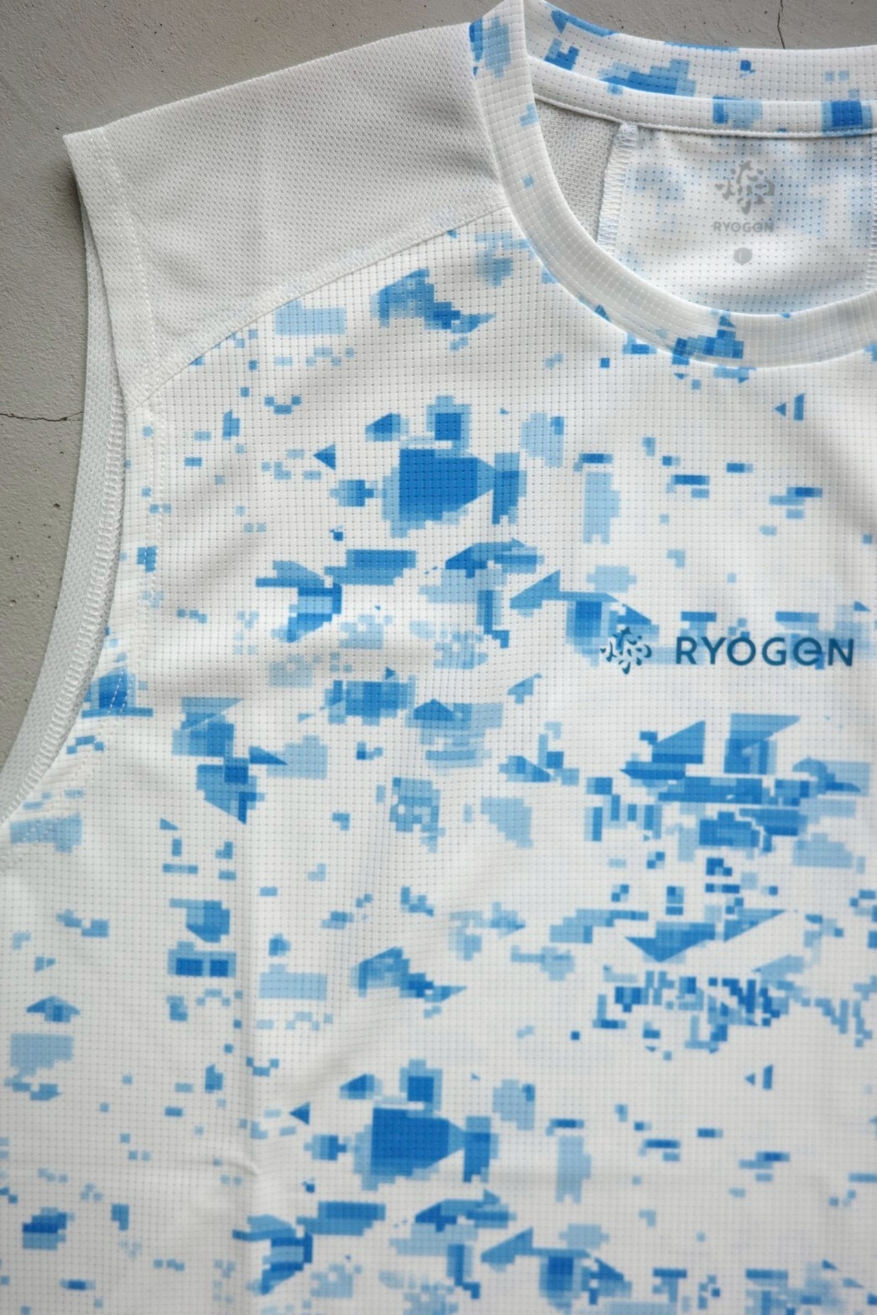 NIGHTCAMO SLEEVELESS / RGT-17-5