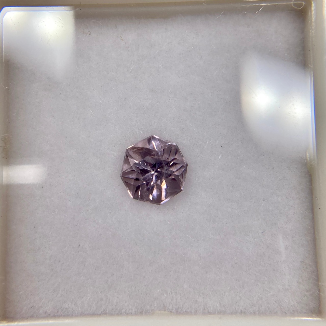 お花みたいなスピネル 訳あり 約5.0mm 30