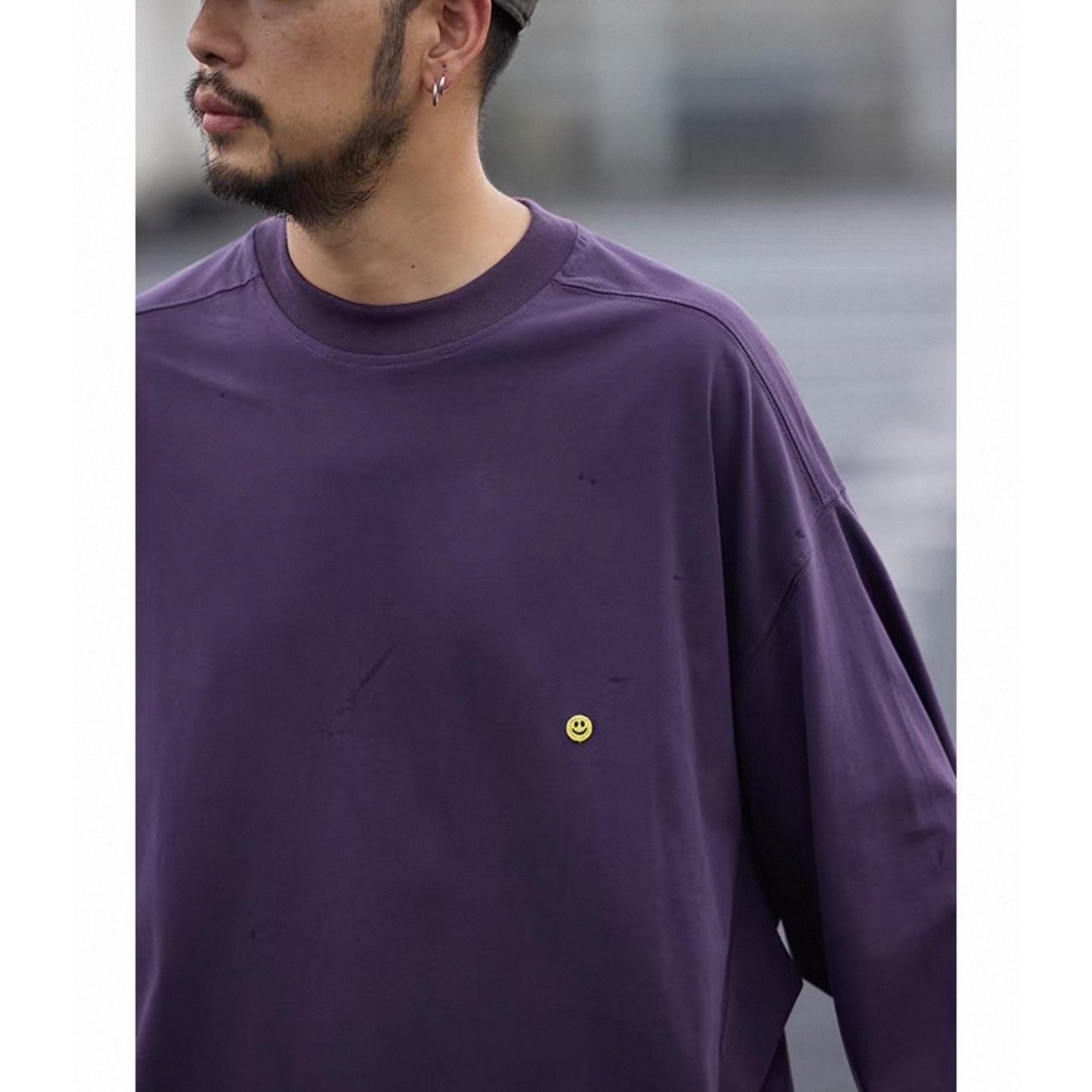 Smiley patch long sleeve tee 1053 - 12