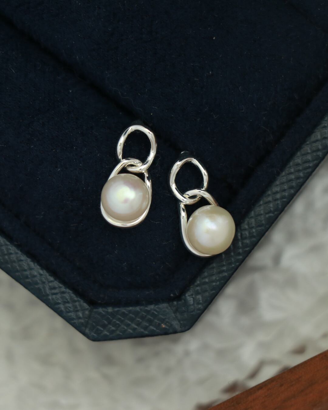 パールシルバーピアス G25080