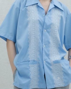 1970-80s open collar embroidery shirt