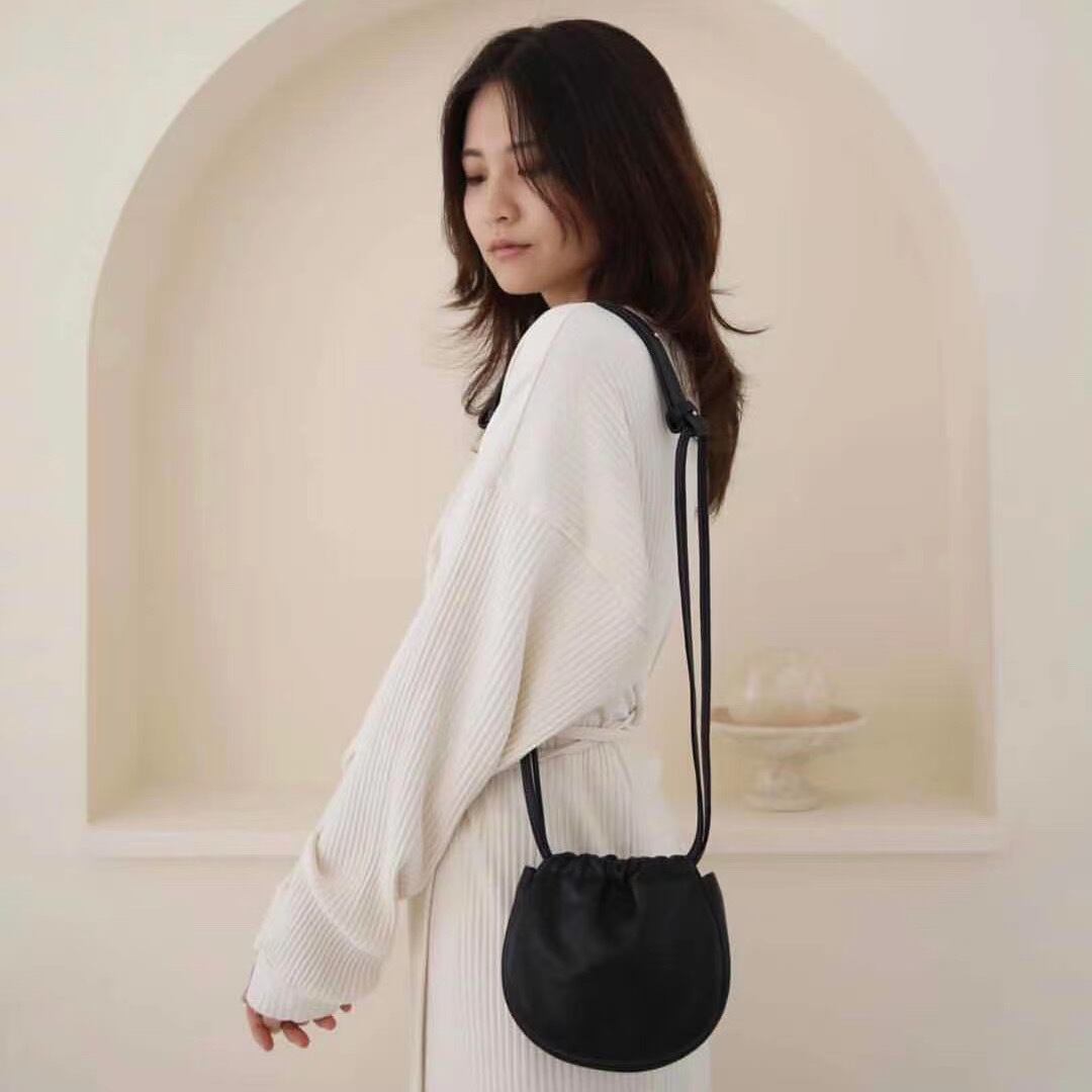 ドロストショルダーバッグ