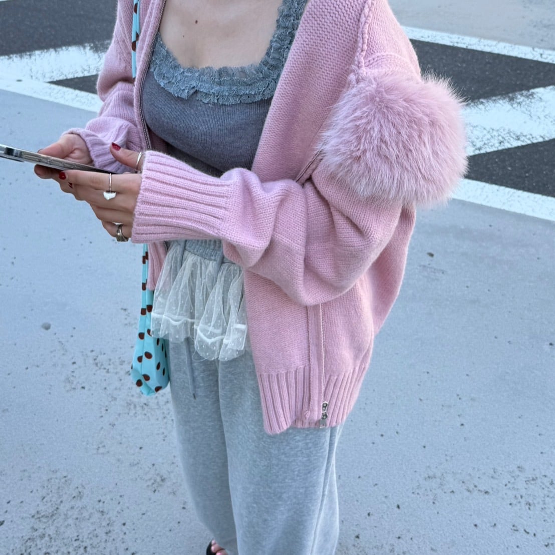 Plus Size Faux Fur Trim Knit Hoodie_LN03566