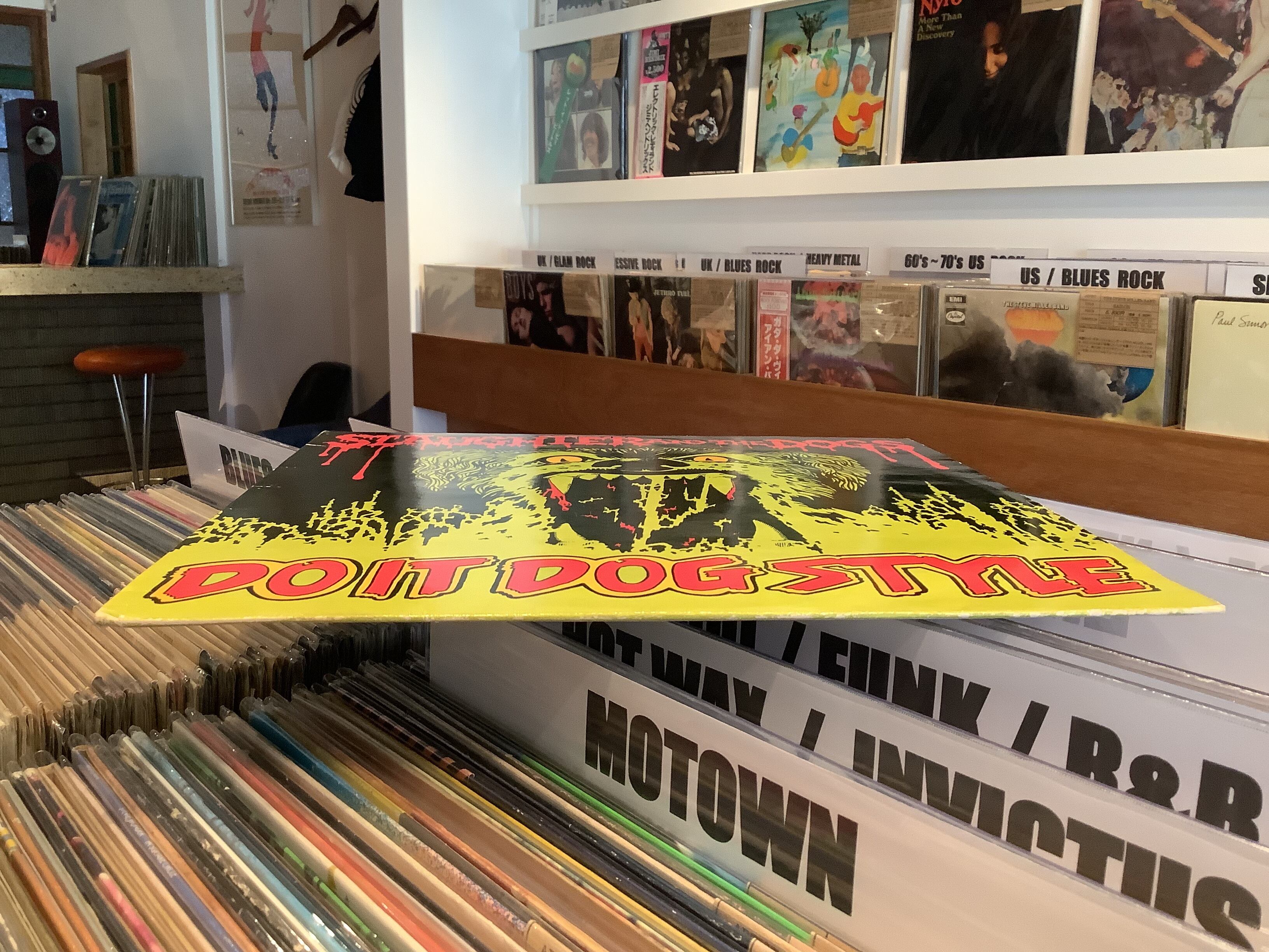 SLAUGHTER AND THE DOGS / DO IT DOG STYLE | Plastic Soul Records