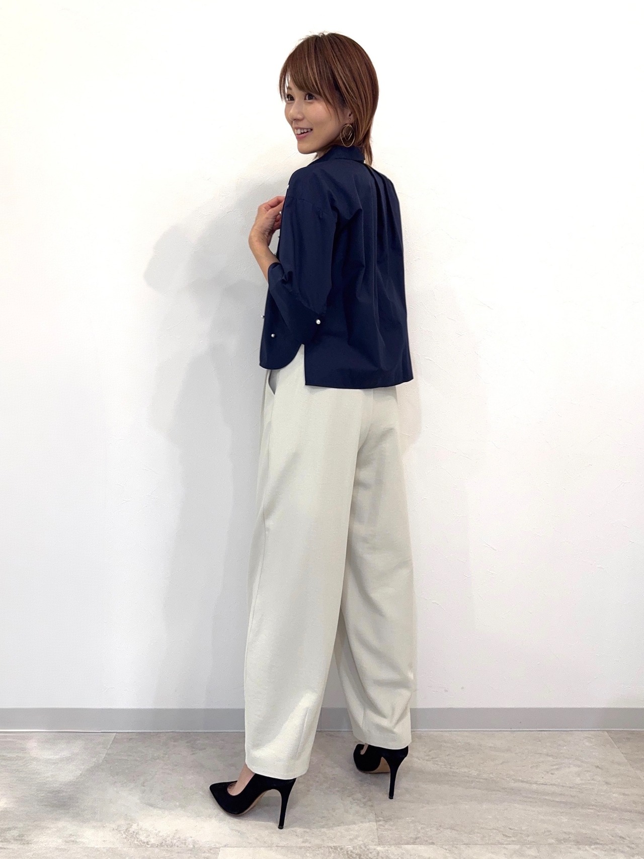 パール刺繍ハーフスリーブシャツ