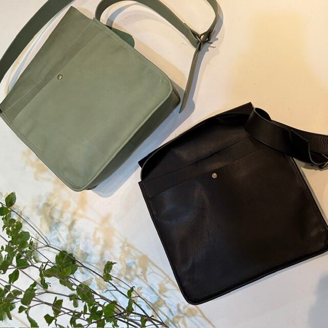 B.stuffのスクエアショルダー