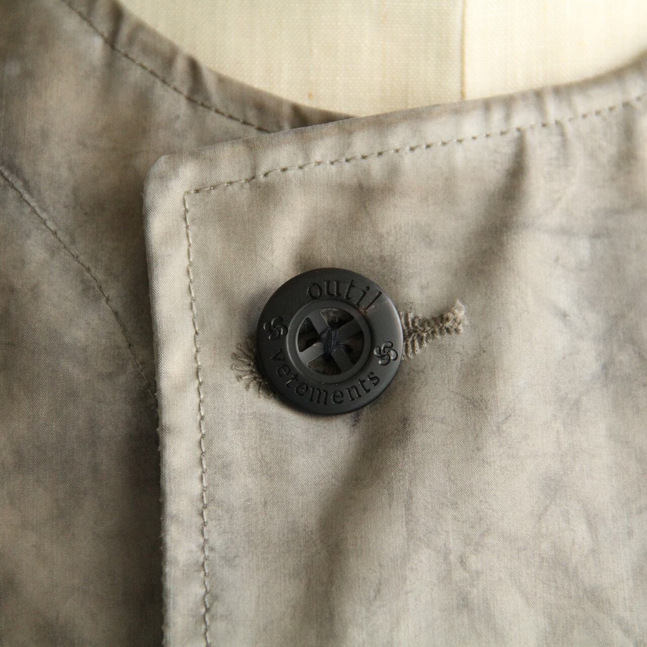 OUTIL【 mens 】vest antsiranana | Terminal