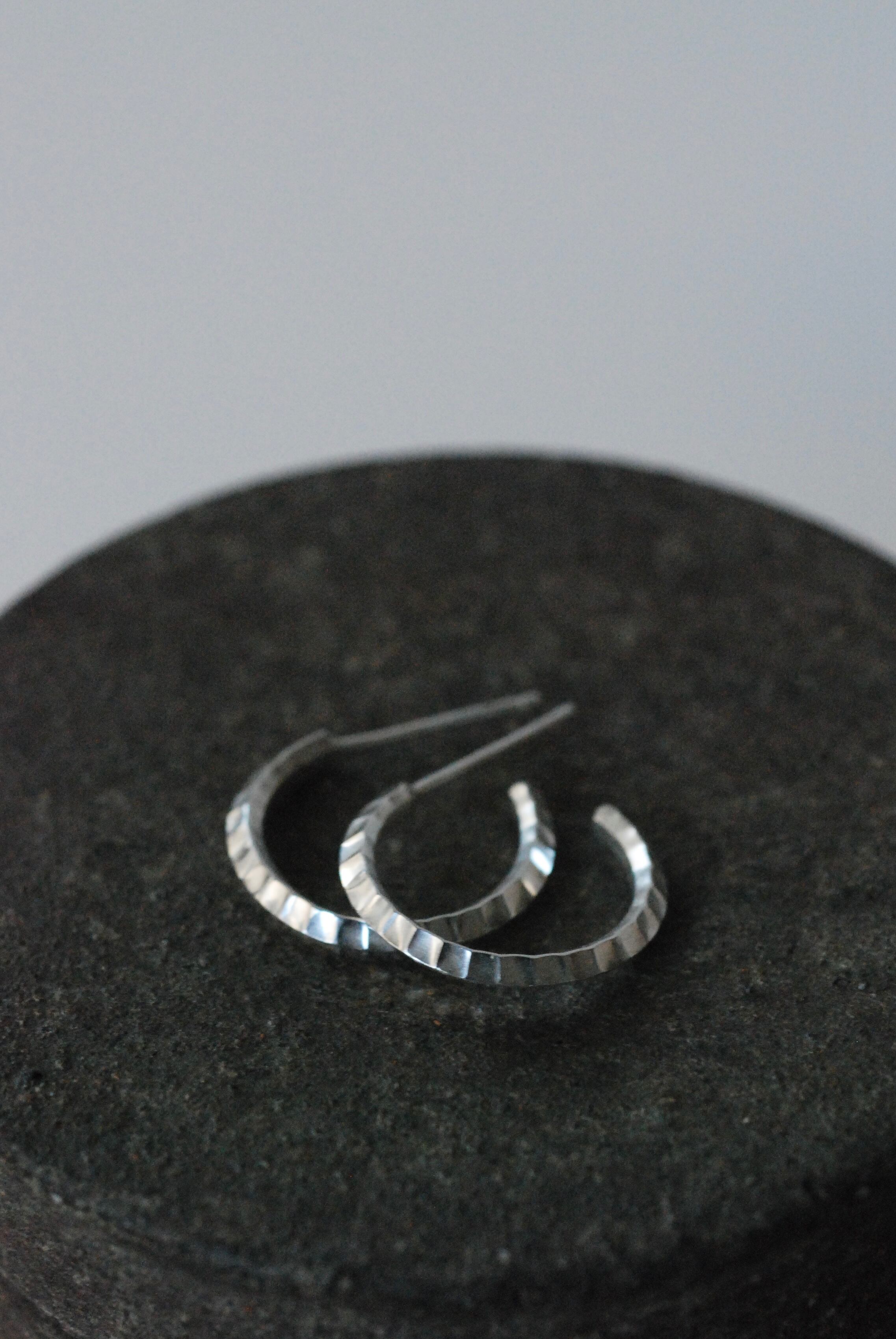 FANTASTIC MAN BANGLE 119 | Pay ID