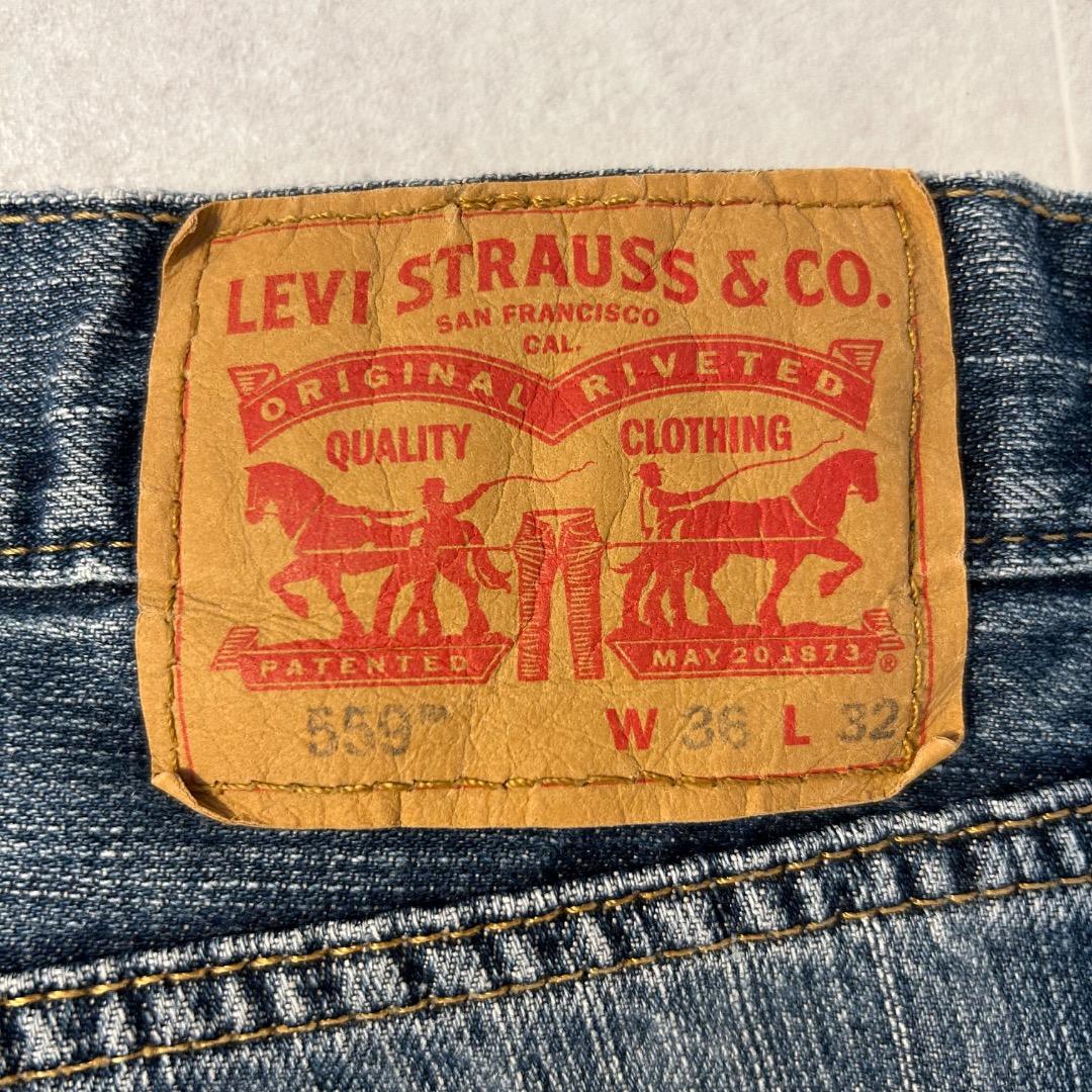 リーバイス559 Levis W36 ワイド バギー 青 古着 ヒゲ 22643 | fuufu リーバイス559 Levis W36 ワイド バギー 青 古着 ヒゲ 22643 | fuufu