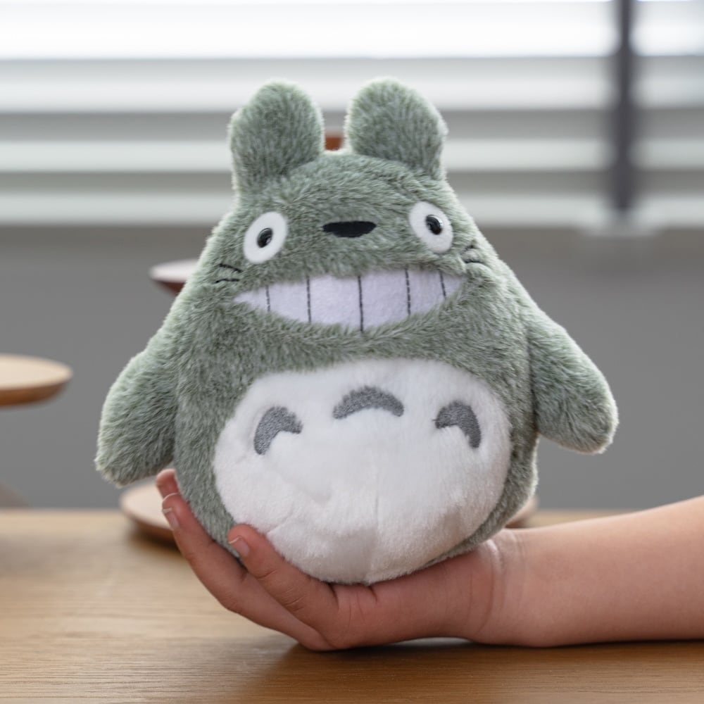 となりのトトロ ふんわりお手玉 / ぬいぐるみ Mサイズ（大トトロ笑い