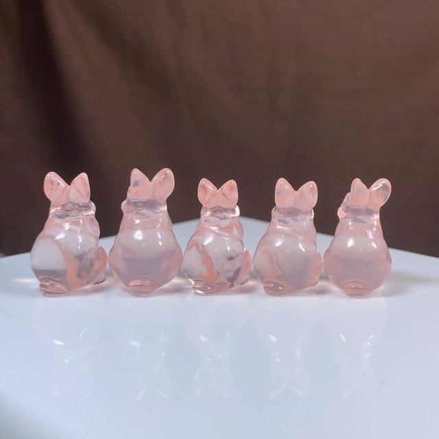 2.超透明☆モザンビーク産ローズクォーツ・うさぎさん