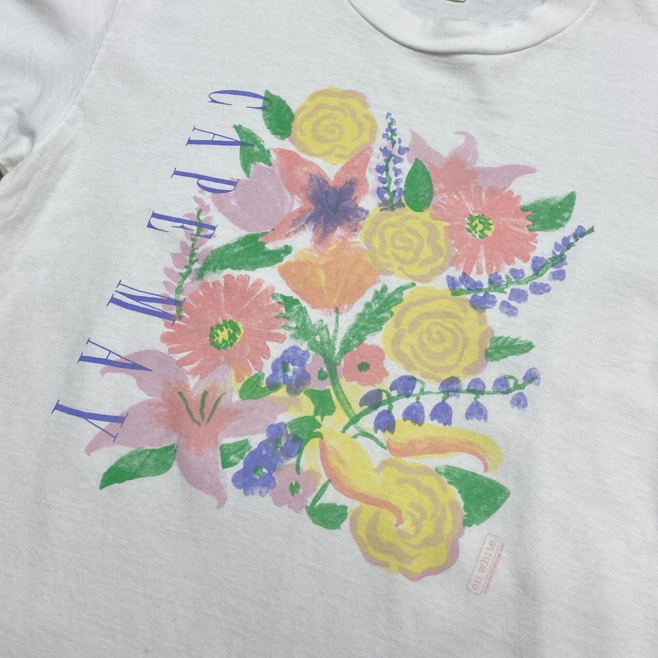 90年代 USA製 on white. CAPE MAY フラワー アート スーベニアTシャツ